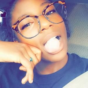 Meet your Posher, Emmalee